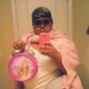 Meet your Posher, Camila